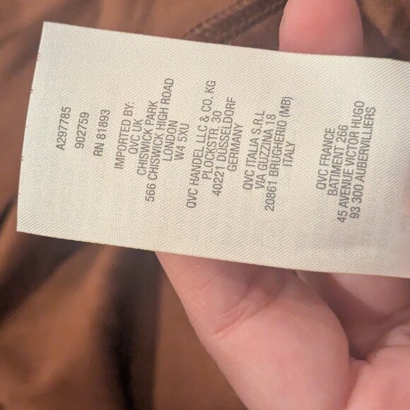 Denim and Company (D & Co) Faux Suede Brown Long Sleeve Shirt-Women's Medium - Picture 9 of 9